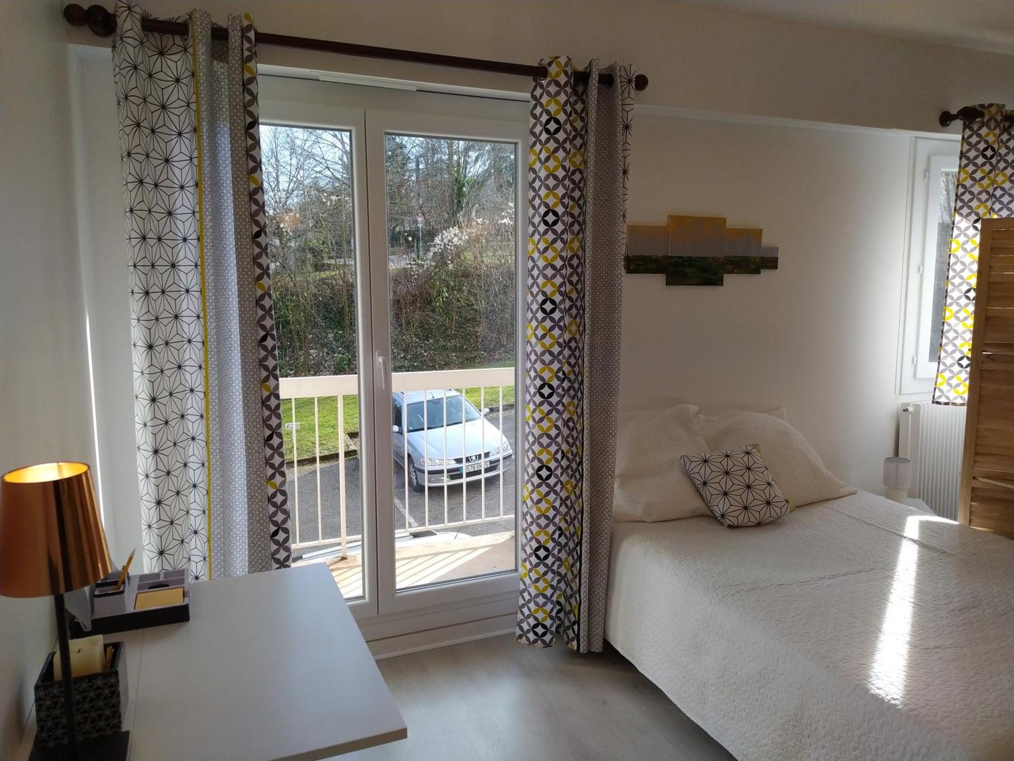 Grand Studio, Super Equipe, 2 Pas Du Centre-Ville "Clos-Du-Boulanger" - Parking Prive Montbeliard Luaran gambar